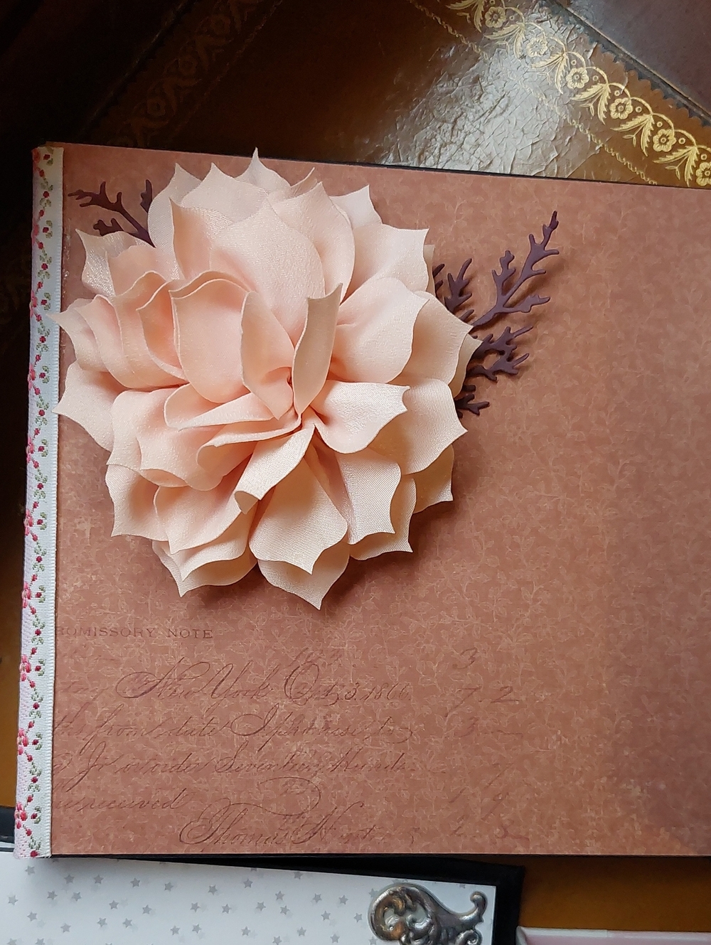 Scrapbook Photo Albums - Picture 2 of 11